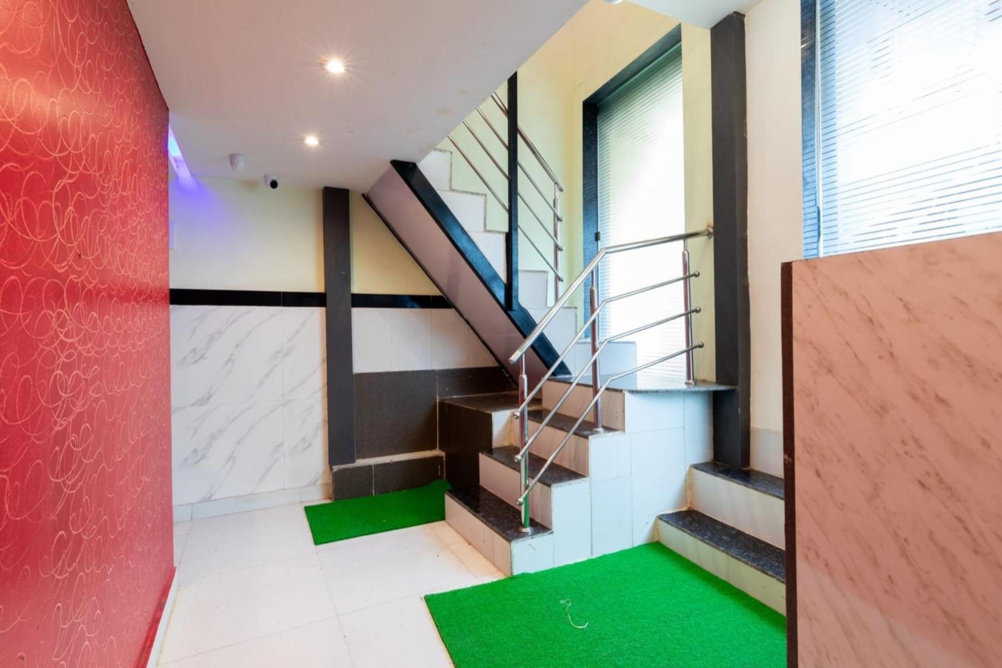 Hotel Shera Residency Mumbai Exteriör bild